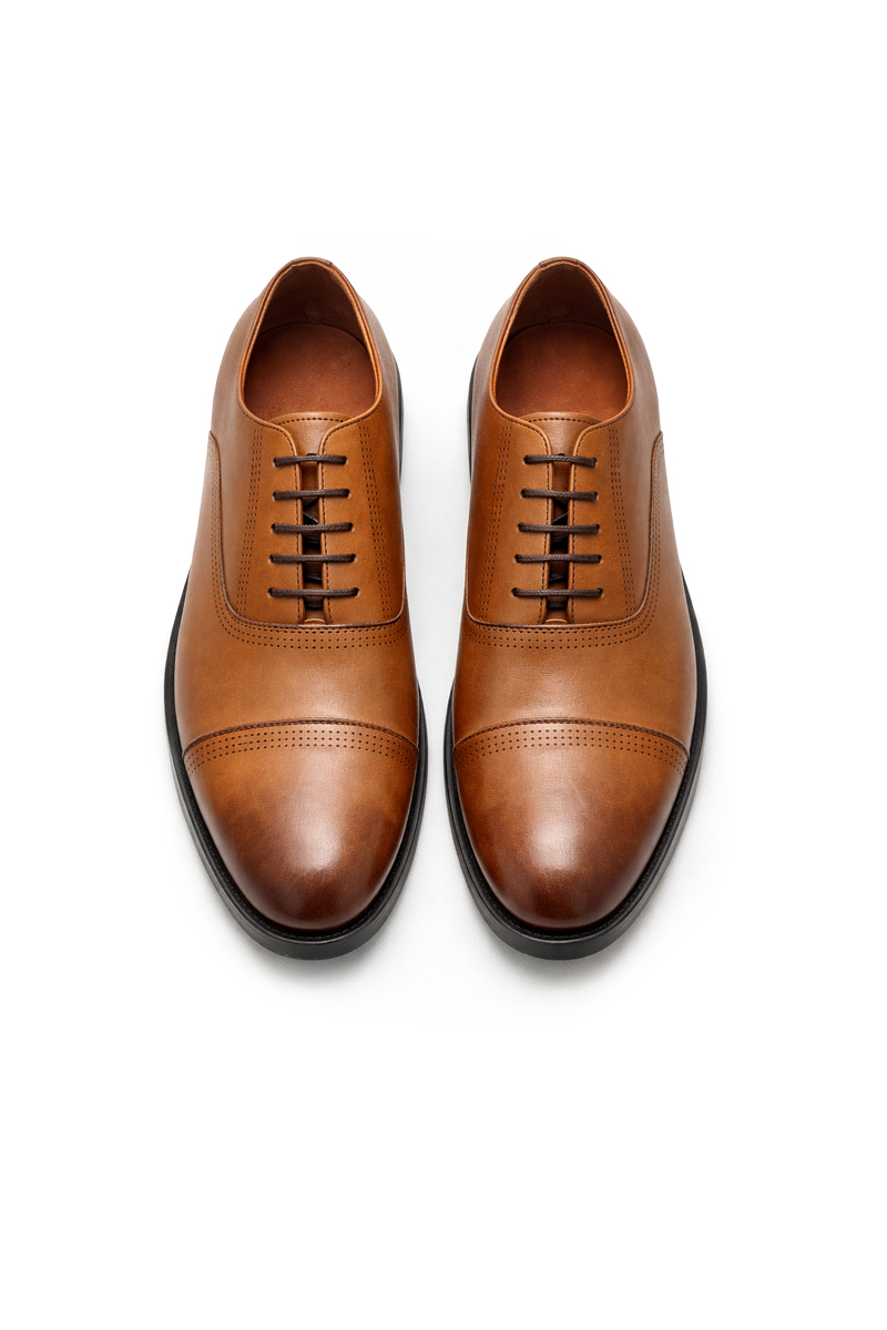 کفش رسمی مردانه چرم طبیعی قهوه‌ای عسلی مدل Oxford Cap Toe (Hover)